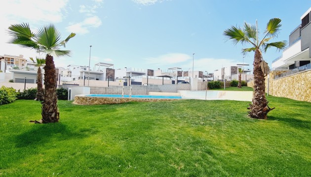 Resale - Apartment - Orihuela Costa - Villamartín