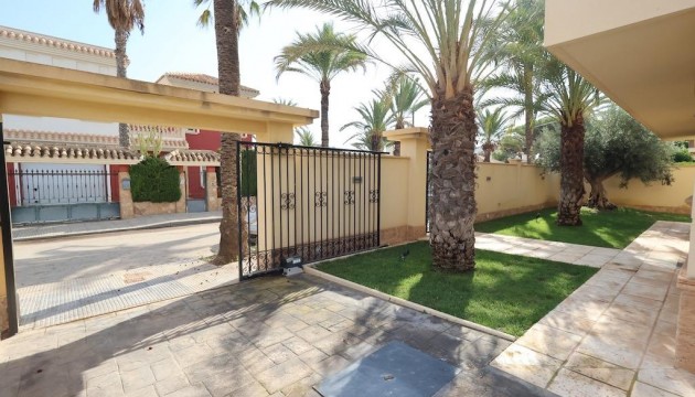 Resale - Detached Villa - Orihuela Costa - Cabo Roig