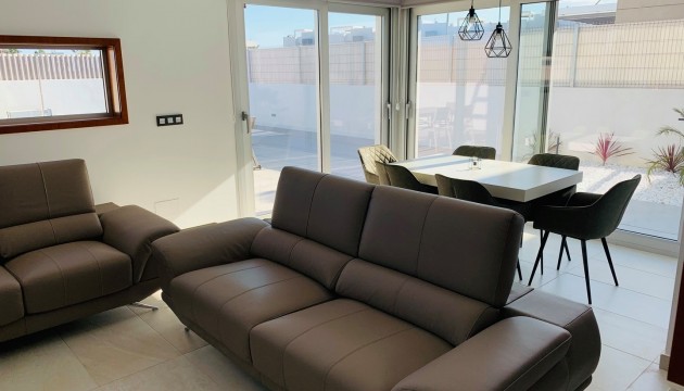 Resale - Detached Villa - Guardamar del Segura - El Raso