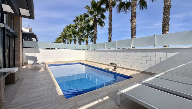 Перепродажа - отдельная вилла - Orihuela Costa - Lomas de Cabo Roig