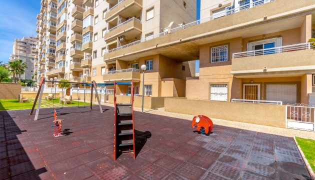 Resale - Apartment - Torrevieja