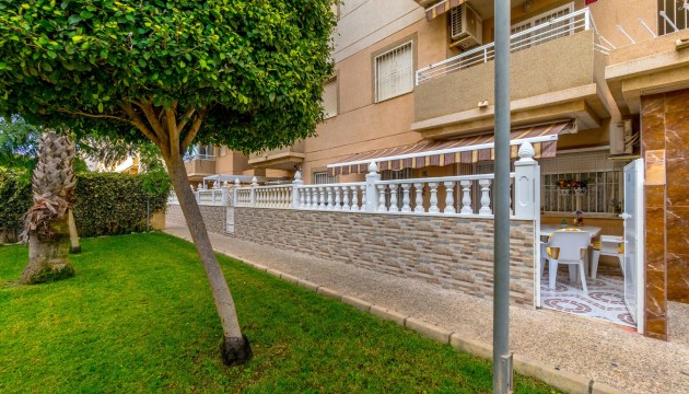 Resale - Apartment - Torrevieja