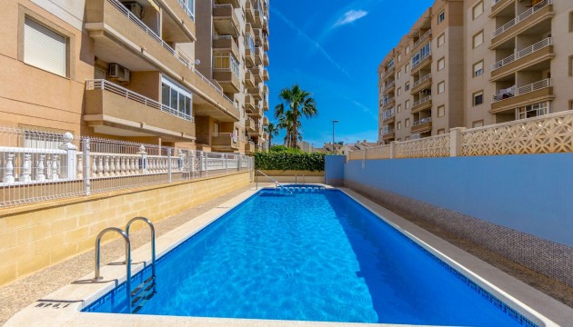 Resale - Apartment - Torrevieja