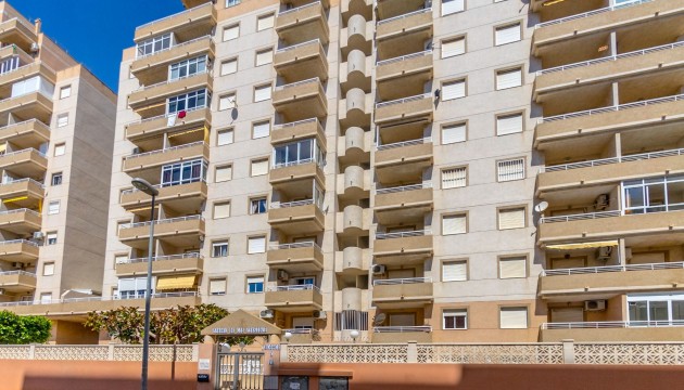 Resale - Apartment - Torrevieja
