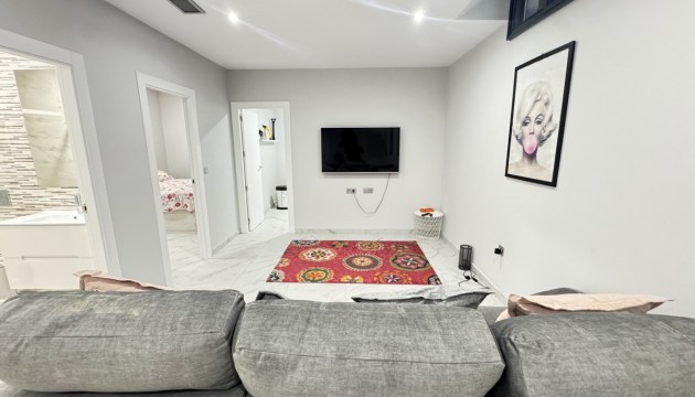 Resale - Detached Villa - Orihuela Costa - Villamartín