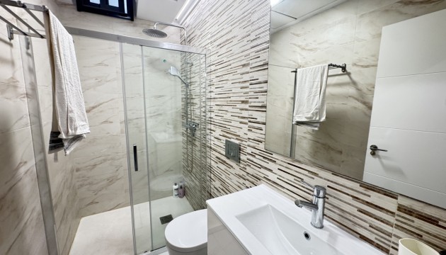 Resale - Detached Villa - Orihuela Costa - Villamartín