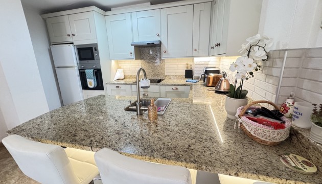 Resale - Apartment - Orihuela Costa - Cabo Roig