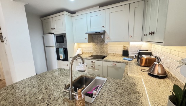 Resale - Apartment - Orihuela Costa - Cabo Roig