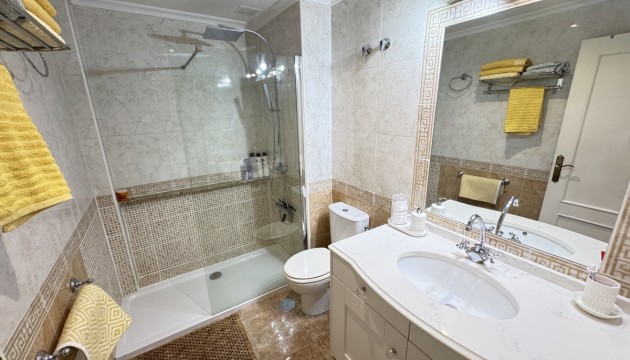 Resale - Apartment - Orihuela Costa - Cabo Roig