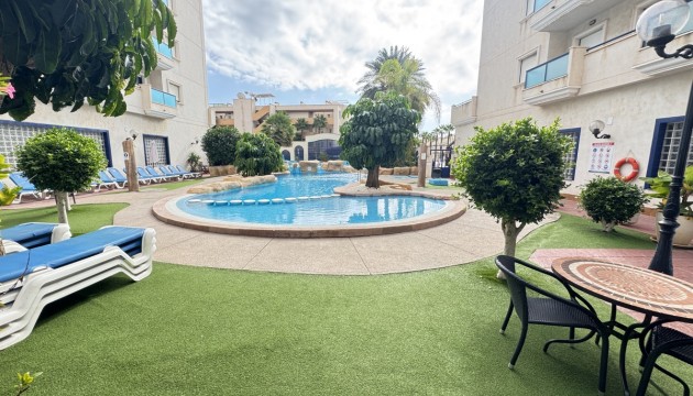 Resale - Apartment - Orihuela Costa - Cabo Roig
