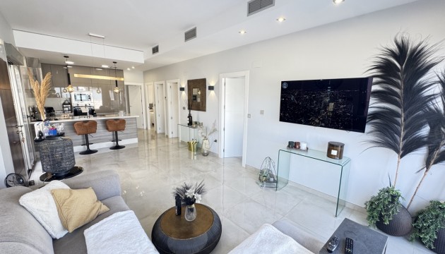 Resale - Detached Villa - Orihuela Costa - Villamartín