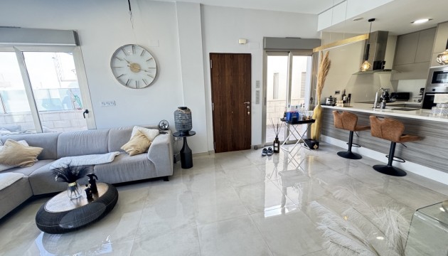 Resale - Detached Villa - Orihuela Costa - Villamartín