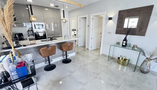 Resale - Detached Villa - Orihuela Costa - Villamartín