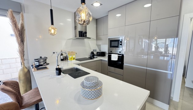 Resale - Detached Villa - Orihuela Costa - Villamartín