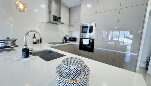 Resale - Detached Villa - Orihuela Costa - Villamartín