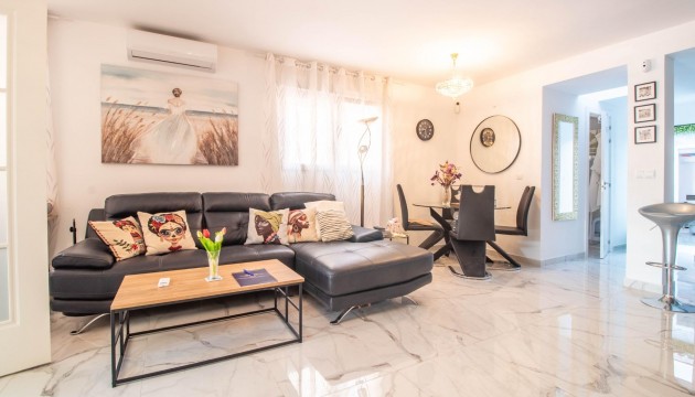 Resale - Townhouse - Torrevieja - El Acequión - Los Náufragos