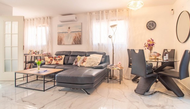 Resale - Townhouse - Torrevieja - El Acequión - Los Náufragos