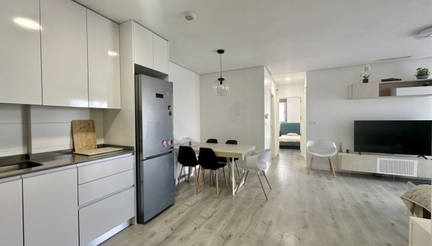 Resale - Apartment - Orihuela Costa - Villamartín