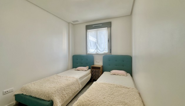 Resale - Apartment - Orihuela Costa - Villamartín