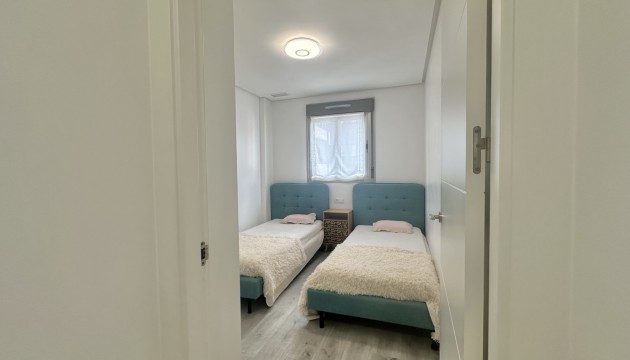 Resale - Apartment - Orihuela Costa - Villamartín