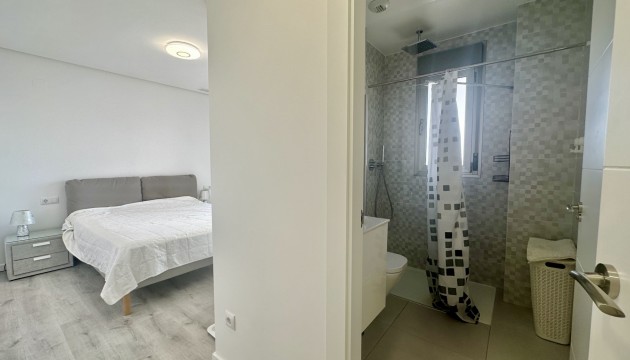 Resale - Apartment - Orihuela Costa - Villamartín