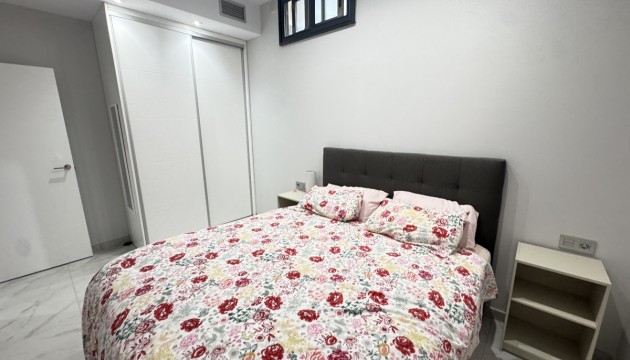 Resale - Detached Villa - Orihuela Costa - Villamartín