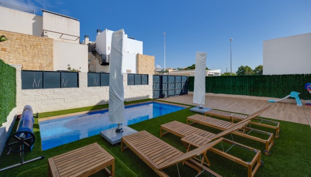 Videresalg - Detached Villa - Ciudad Quesada