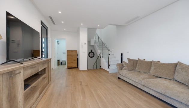 Videresalg - Detached Villa - Ciudad Quesada