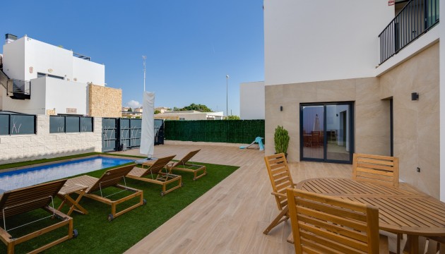 Videresalg - Detached Villa - Ciudad Quesada