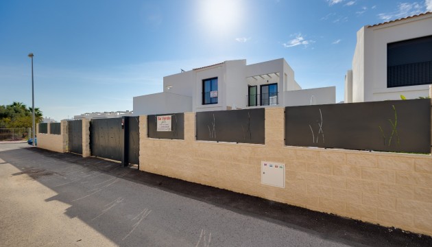 Videresalg - Detached Villa - Ciudad Quesada