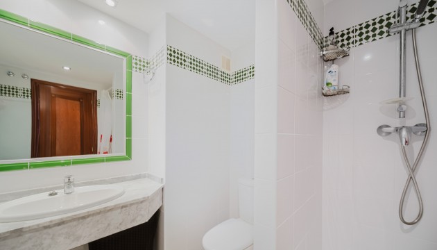 Resale - Apartment - Torrevieja - Playa de los Locos