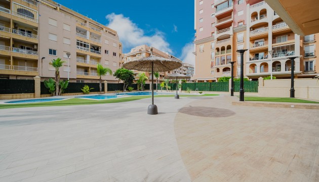 Resale - Apartment - Torrevieja - Playa de los Locos