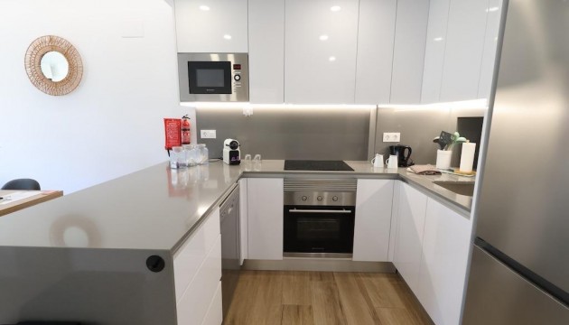 Resale - Apartment - Orihuela Costa - Villamartín