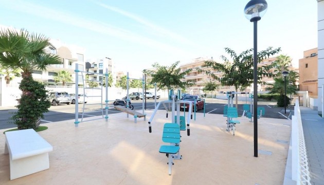 Resale - Apartment - Orihuela Costa - Villamartín
