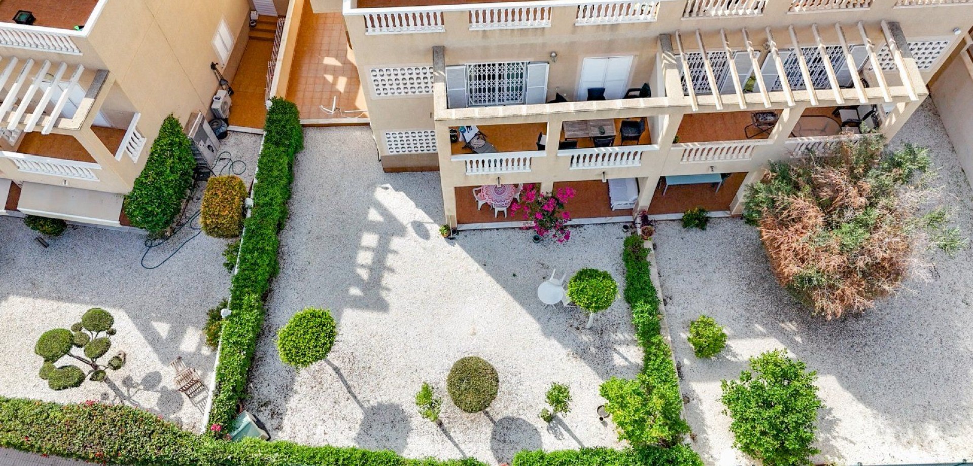 Apartment in Urbanizacion los Balcones - Image 2
