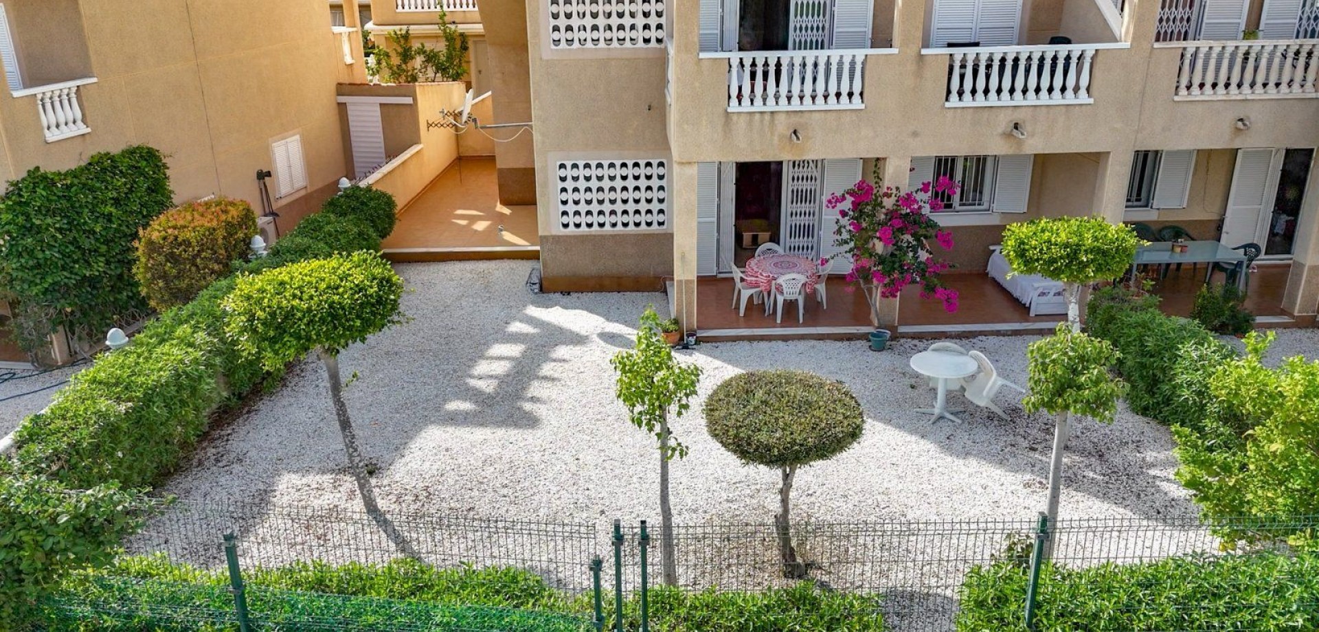 Apartment in Urbanizacion los Balcones - Image 3