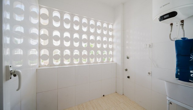 Resale - Apartment - Orihuela Costa - Playa Flamenca