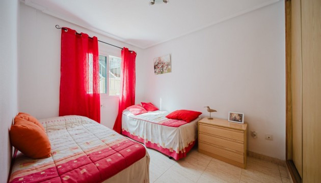 Resale - Apartment - Orihuela Costa - Playa Flamenca