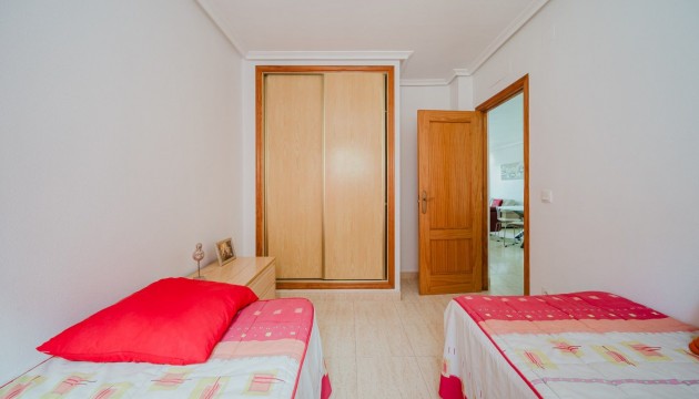 Resale - Apartment - Orihuela Costa - Playa Flamenca