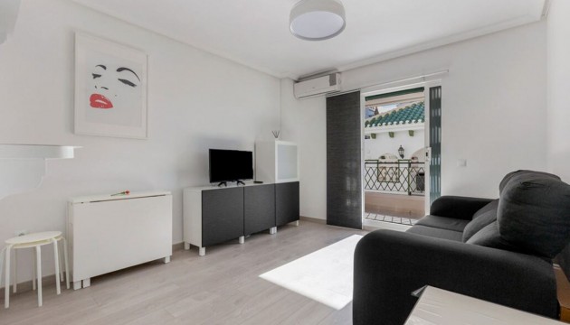 Resale - Apartment - Torrevieja - Torrelamata - La Mata