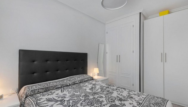 Resale - Apartment - Torrevieja - Torrelamata - La Mata