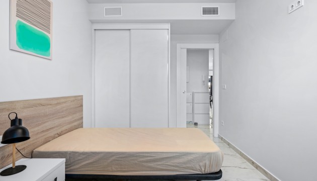 Resale - Apartment - Orihuela Costa - Villamartín