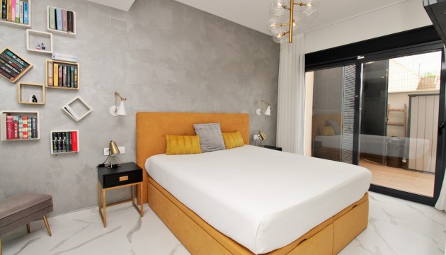 Reventa - Apartamento - San Miguel de Salinas