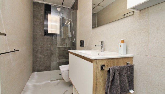 Reventa - Apartamento - San Miguel de Salinas