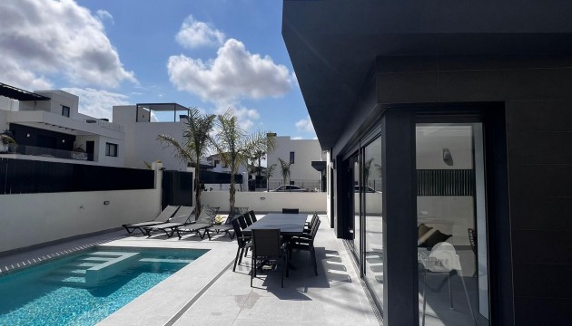 Resale - Detached Villa - Algorfa - La Finca Golf Resort