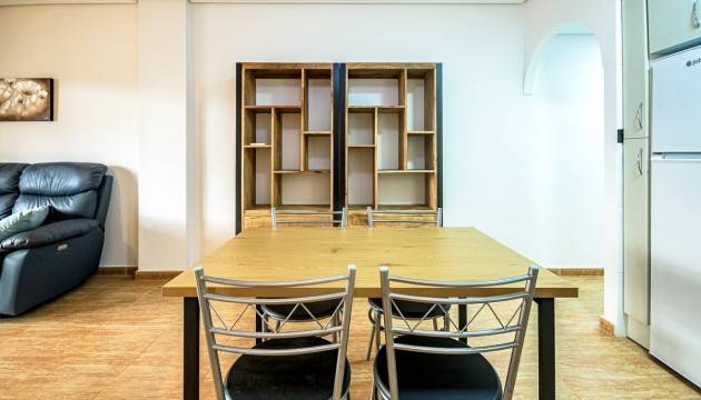 Resale - Apartment - Orihuela Costa - Punta Prima