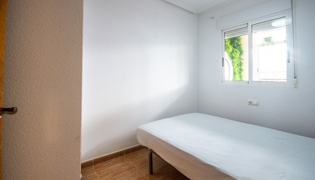 Resale - Apartment - Orihuela Costa - Punta Prima