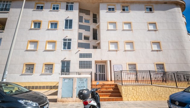 Resale - Apartment - Orihuela Costa - Punta Prima