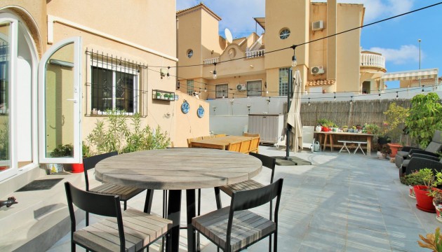 Resale - Townhouse - Orihuela Costa - Villamartín