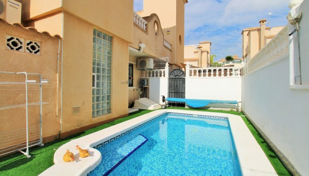Resale - Townhouse - Orihuela Costa - Villamartín